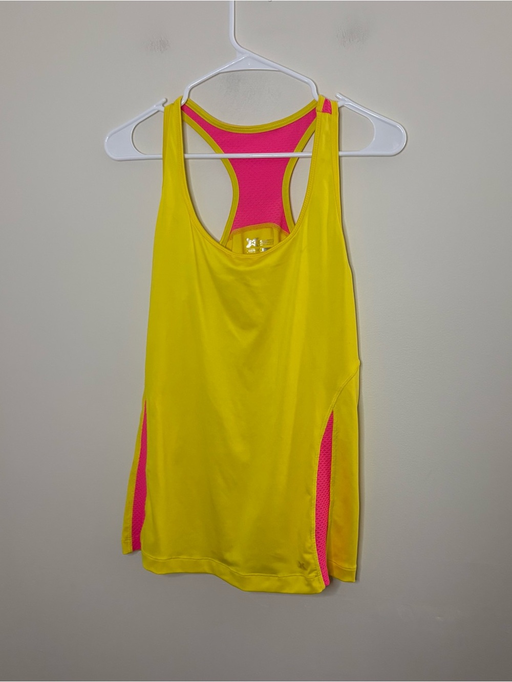 Xersion Performance Women’s Semi Fitted Yellow Tank Top Large Bright Gym